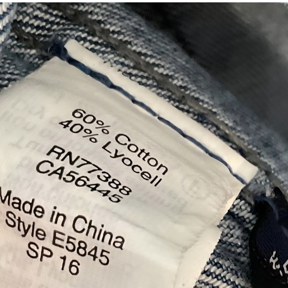 Madewell Blue Jean Jacket - Picture 6 of 8